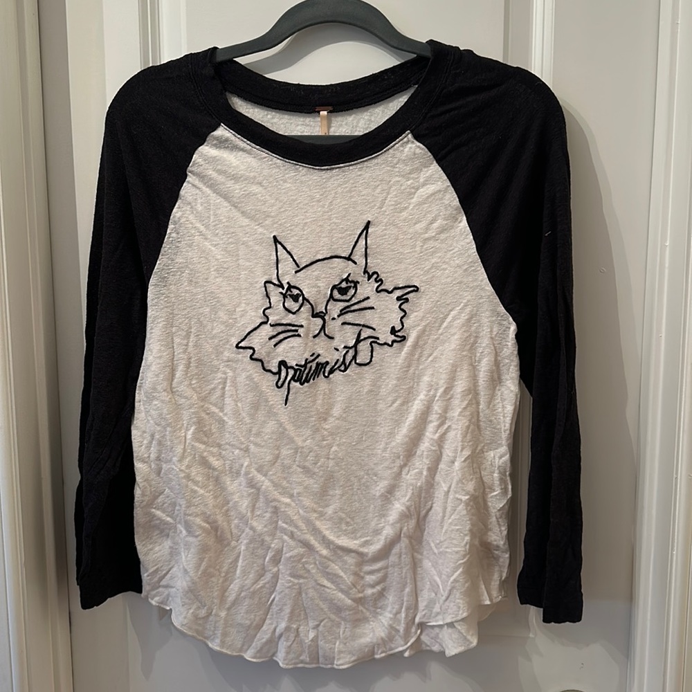Free People black and white optimist cat raglan 3/4 sleeve t-shirt